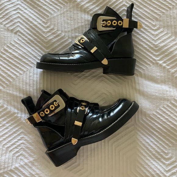 balenciaga ceinture ankle boots